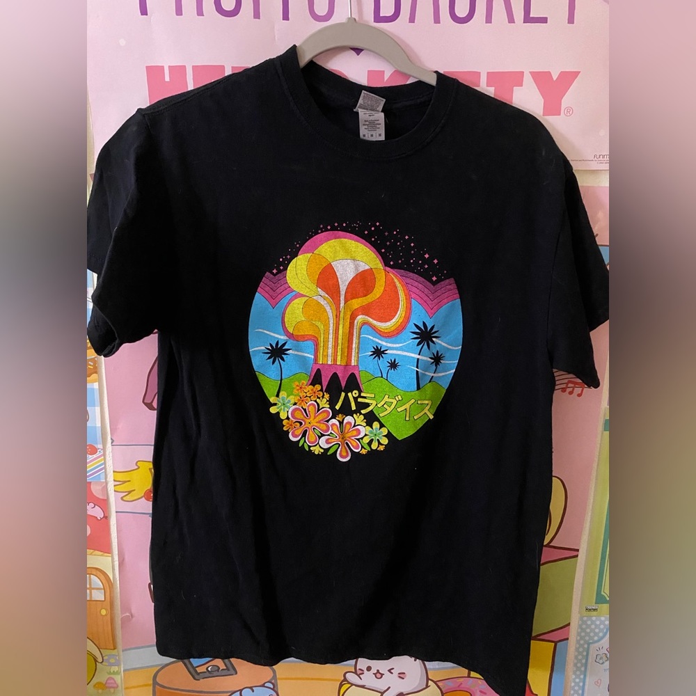 colorful tee 🌈